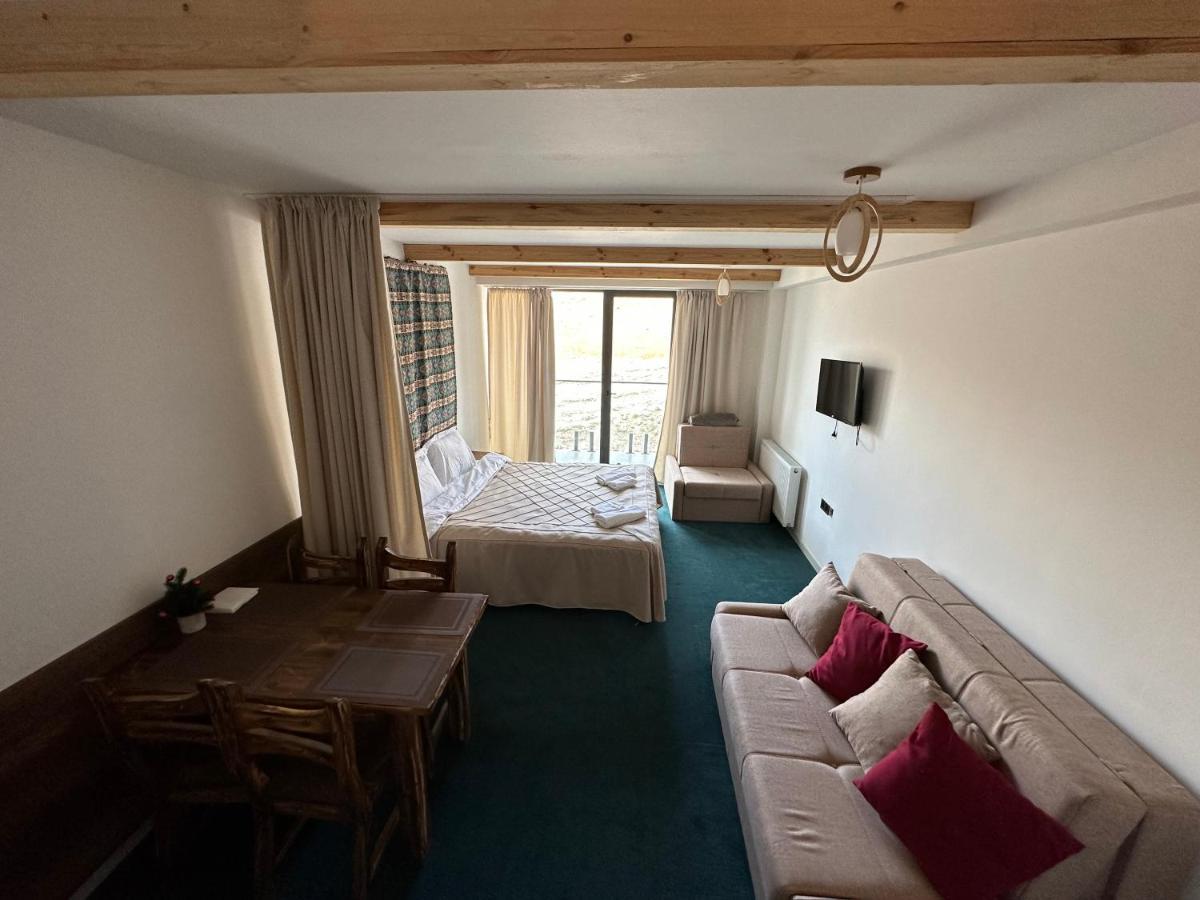 Atrium Mountain View Apartment, New Gudauri Bagian luar foto